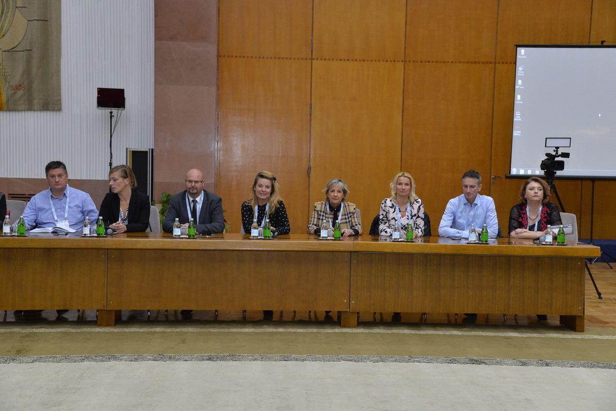 forum-2019/024