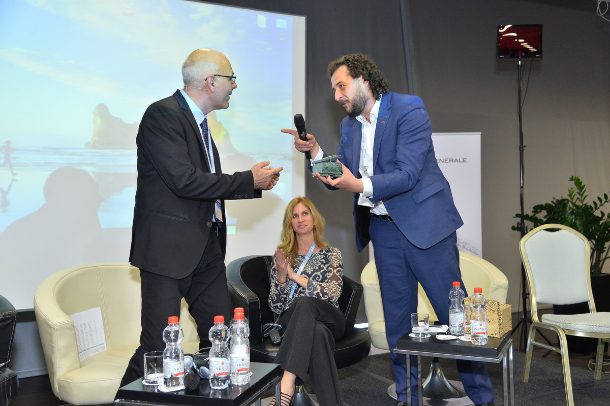 forum-2019/062
