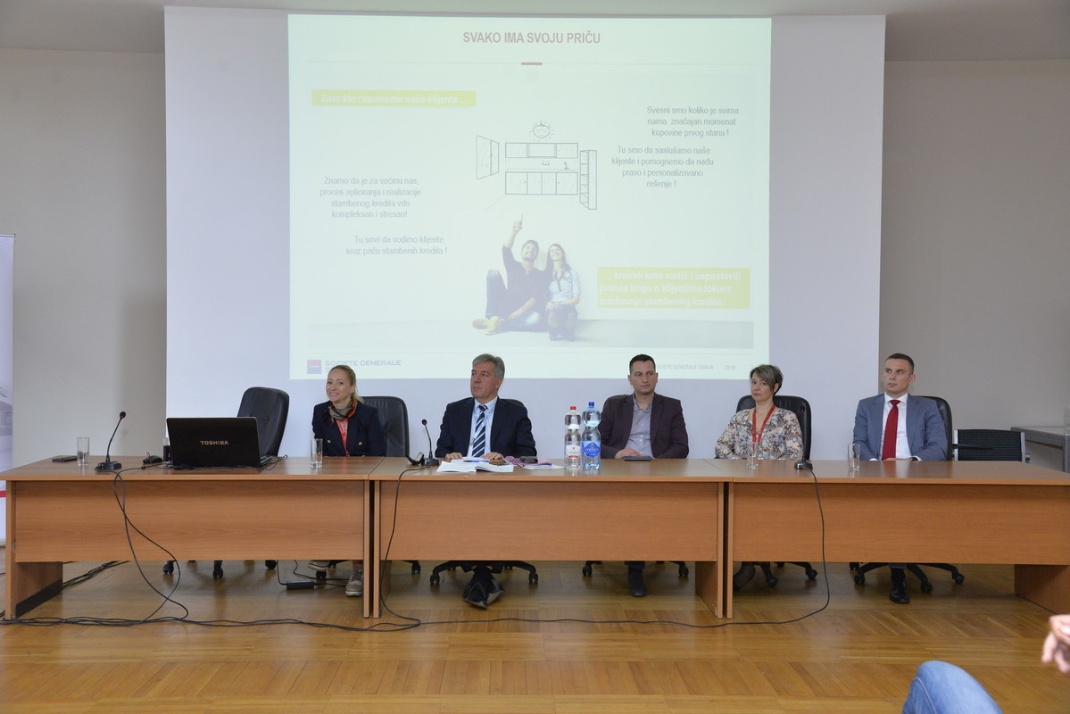 forum-2019/099