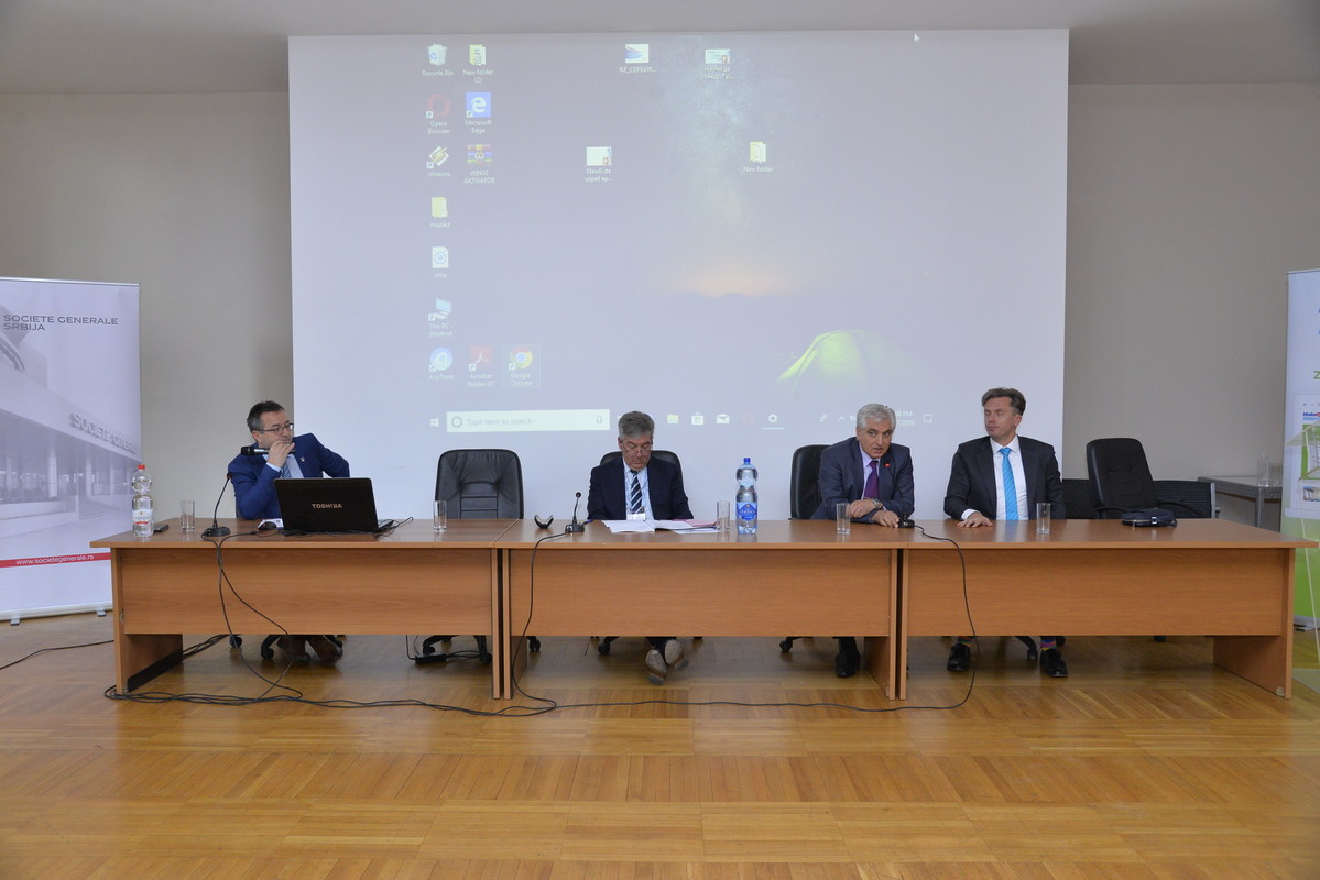 forum-2019/100